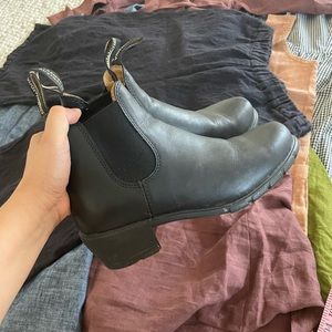 Blundstone boots- PRICE FIRM